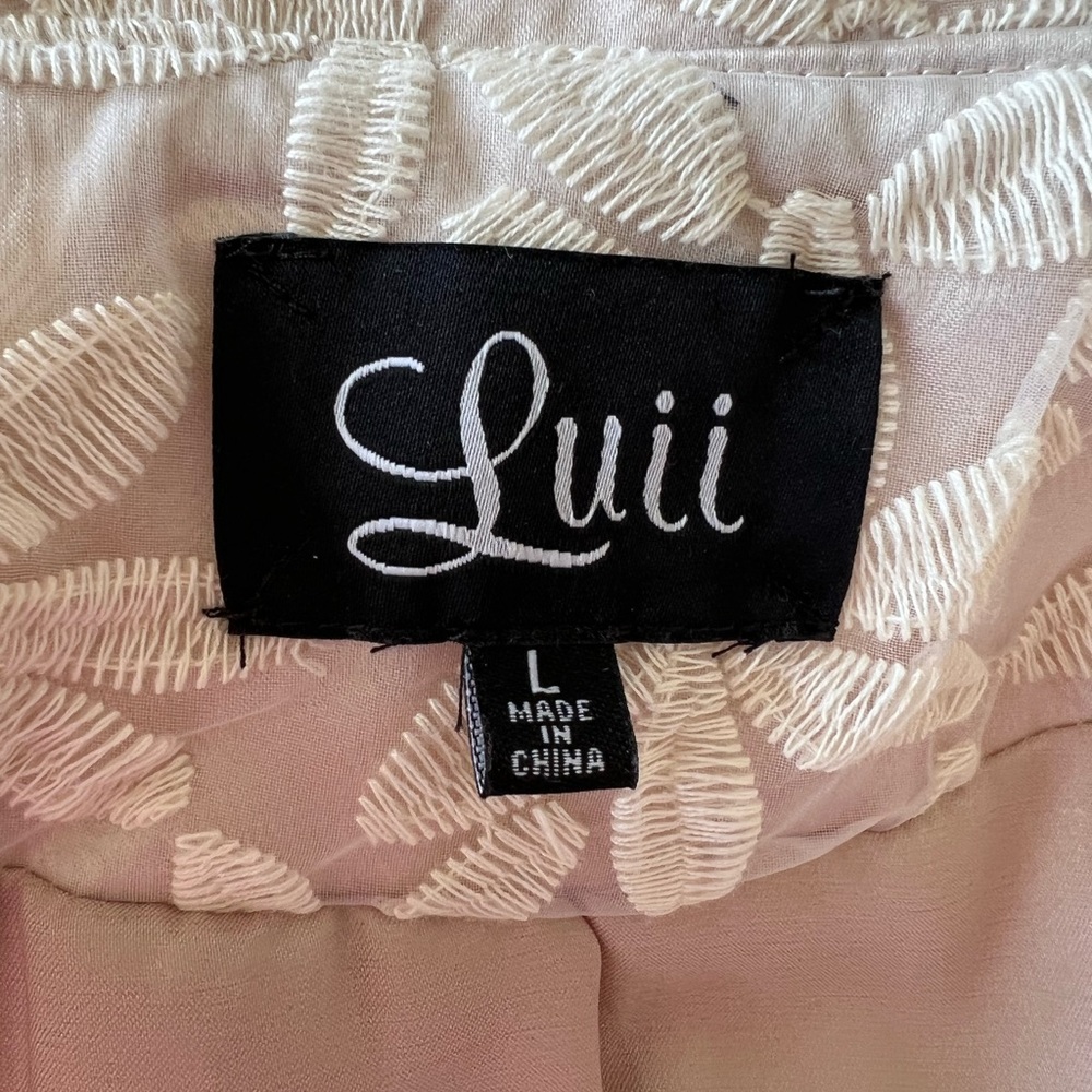 Luii sheer daisy coat - Picture 4 of 5